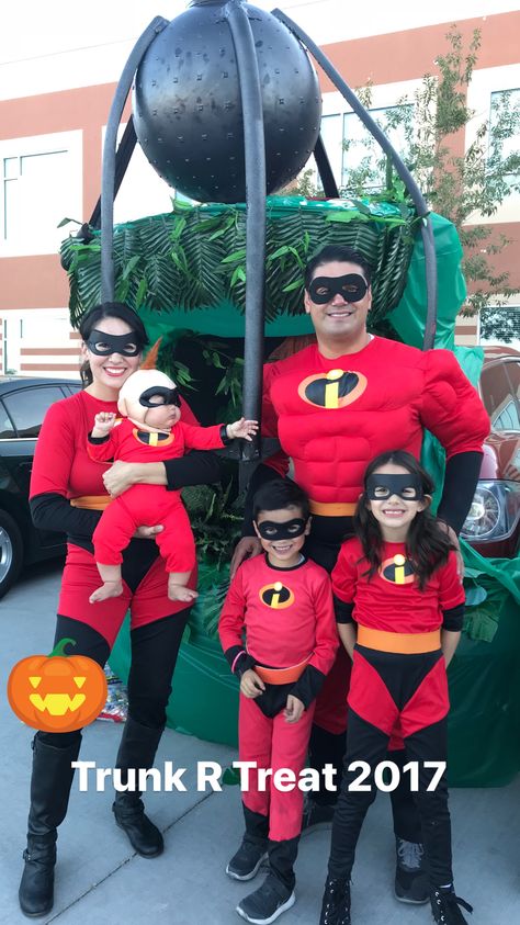 The Incredibles family costume The Incredibles Trunk Or Treat Ideas, Trunk Or Treat Incredibles Theme, Incredibles Trunk Or Treat Car, The Incredibles Trunk Or Treat, The Incredibles Family Costume, Incredible Trunk Or Treat, Incredibles Trunk Or Treat, Incredibles Family Costume, Halloween Outside