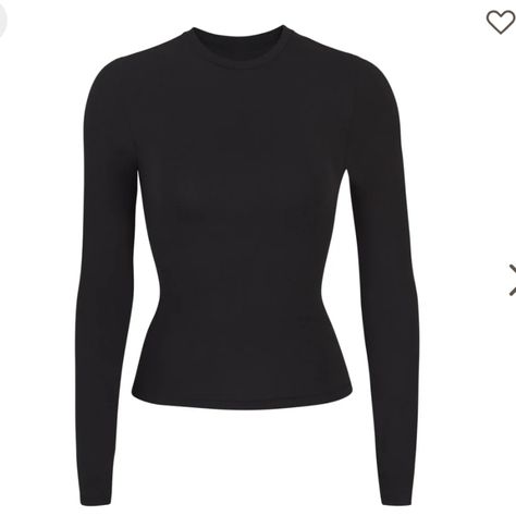 Nwt Smoke Free Fast Shipping Bundle To Save Fitted Crew Neck T-Shirt, Special Pickstitch For Added Design Detail 90% Cotton / 10% Elastane Jersey Long Sleeve, Long Sleeve Tee Shirts, Long Sleeve Turtleneck, Travel Shirts, Airport Outfit, Perfect Shirt, Black Long Sleeve, Long Sleeve Tee, Sleeve Cotton