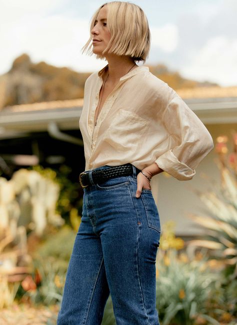 isabelle costner – imogene + willie Imogene And Willie, Newly Single, Imogene Willie, Spring Palette, Beauty In Simplicity, Spring 2025, 2024 Style, Blouse Style, Denim T Shirt