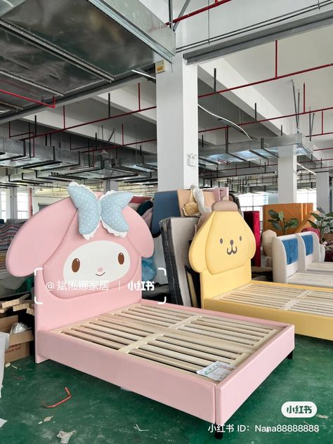 Kawaii Room Furniture, Kuromi Furniture, Sanrio Room Ideas, My Melody House, Sanrio Bed, Room Ideas Cute, Rooms Cute, Sanrio Bedroom, Sanrio Room