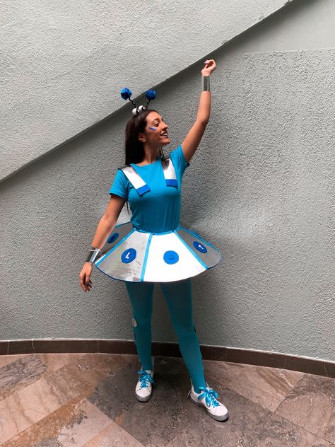 Marciana de las letras Alien Costume Ideas Women, Space Costume Women, Galactic Outfit Ideas, Galactic Costume, Galactic Party Outfit, Alien Costume Women, Martian Costume, Disfraz Toy Story, Space Costumes