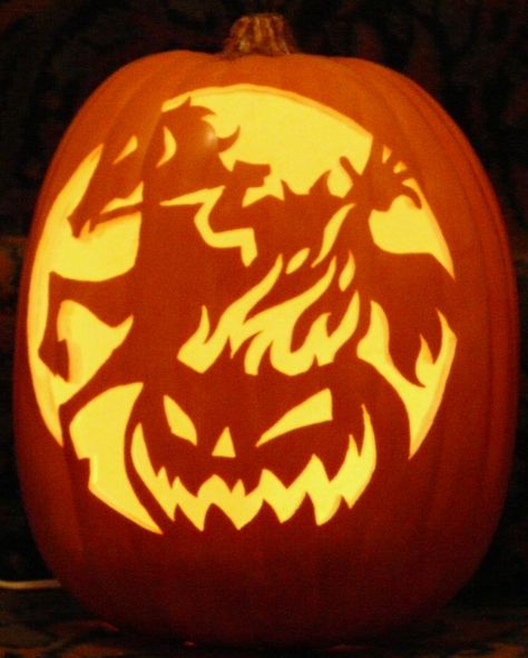 Headless Horseman pattern by zombiepumpkins.com I carved on a foam pumpkin. Headless Horseman Pumpkin Carving, Headless Horseman Pumpkin, Scary Pumpkin Carving Patterns, Halloween Legends, Witches Ball, Vampire Zombie, Zombie Pumpkins, Pumpkin Carving Stencils Free, Halloween Pumpkin Stencils