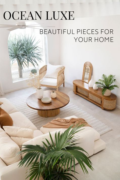 Teak and rattan; the best combination for your home Coastal Boho Living Room, Tropical Chic Decor, Boho Lounge, Luxe Living Room, Mediterranean Interior, Coastal Boho, Beach House Interior, Coastal Living Room, Coastal Interiors