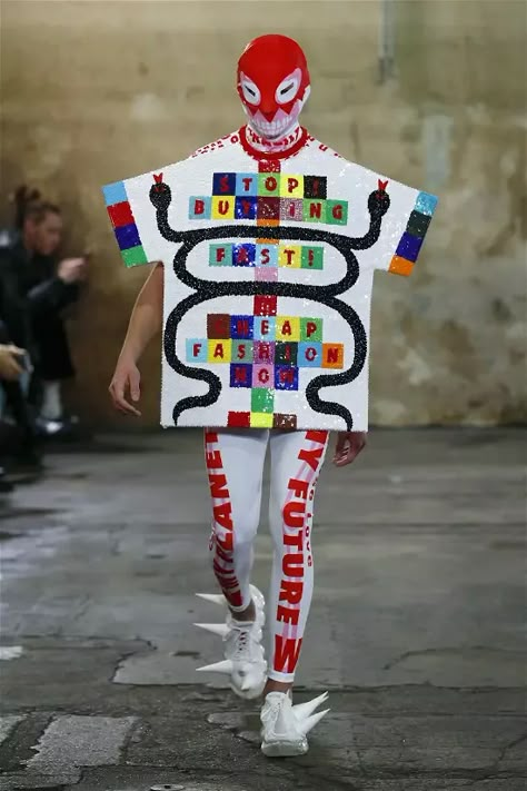 Walter Van Beirendonck Fashion Show, Collection Menswear Fall Winter 2020 presented during Paris Fashion Week 0046 – NOWFASHION Walter Van Beirendonck, Show Collection, Future Love, Fashion Show Collection, Business News, Paris Fashion, Paris Fashion Week, Fashion Collection, Ronald Mcdonald