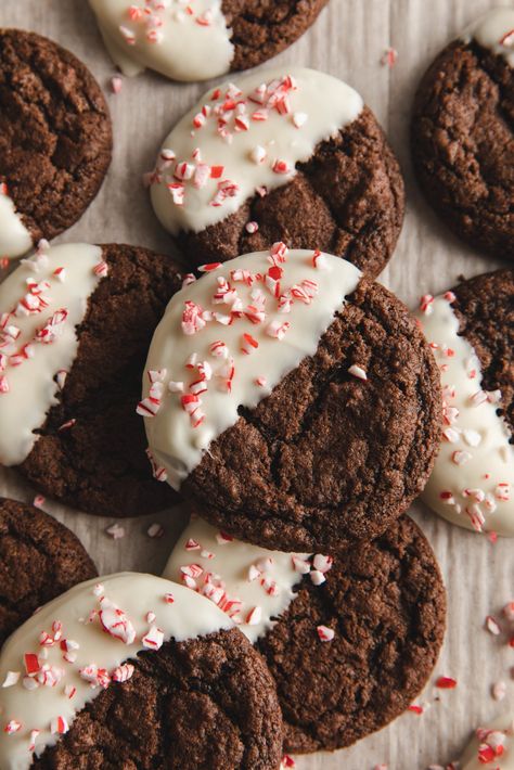 Brownie Cookie Recipe, Peppermint Brownie Cookies, Cookies Peppermint, Peppermint Brownie, Dairy Free White Chocolate, Cookie Recipes Chewy, Popular Cookies, Peppermint Brownies, Cookie Brownie Recipe