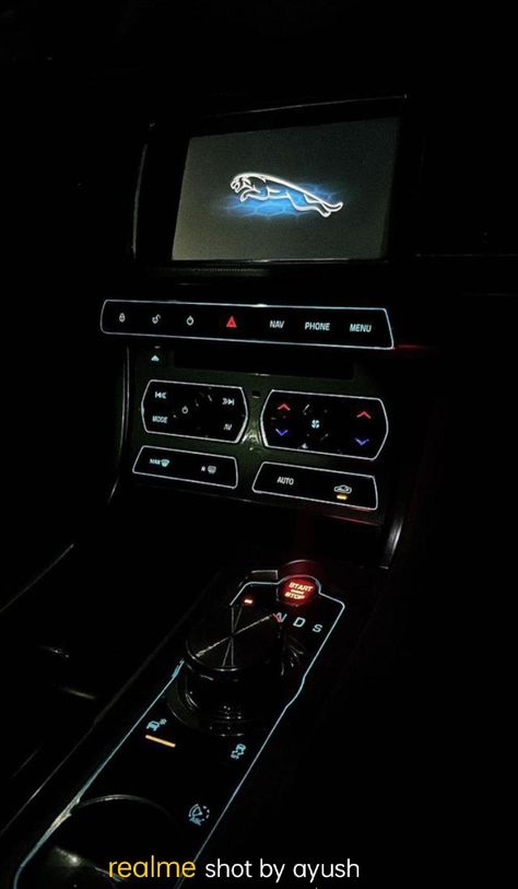 Interior of 🐆 Jaguar Car Interior, Jaguar Car Snap, Jaguar Snap, Jaguar Interior, Fake Photo Sick, Car Snap, Story Fake, Jaguar Car, Jaguar Xf