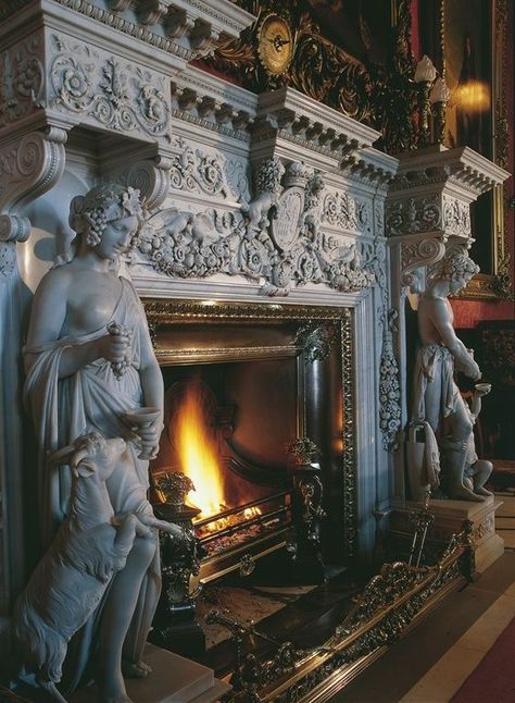 Alnwick Castle, State Room, Dining Room Fireplace, Rome Antique, Stately Home, Fireplace Design, Fireplace Surrounds, Ancient Rome, Fireplace Mantels