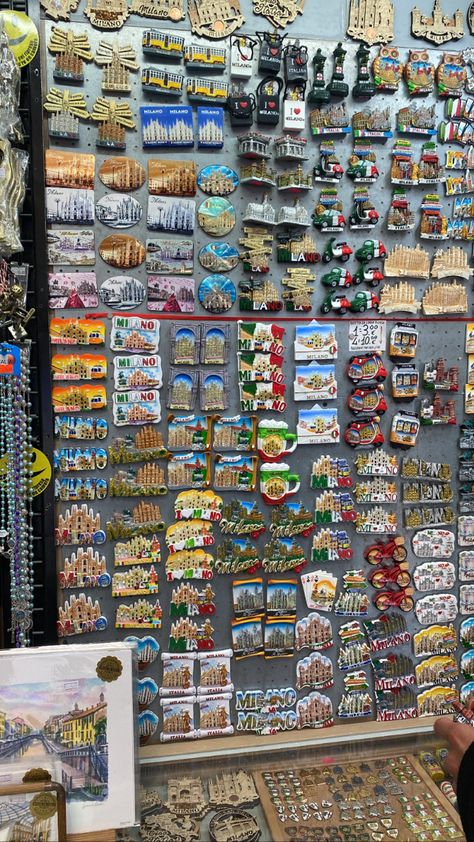 Souvenir Display, My Goal In Life, Souvenir Shop, Photo Dump, Pinterest Likes, Italy, Quick Saves