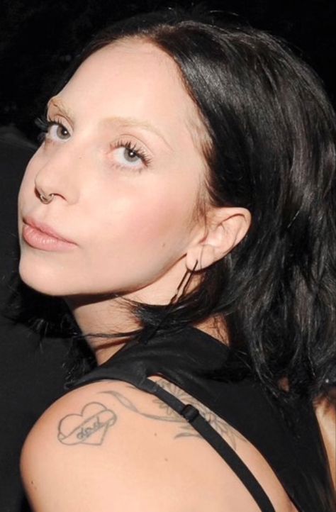 Lady Gaga Nose, Lady Gaga Tattoo, Lady Gaga Makeup, Piercing Face, Bleached Eyebrows, Nose Piercing Stud, Face Piercings, Facial Piercings, Dermal Piercing