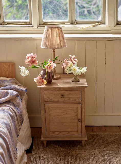 Muted Living Room, Bed Side Light, Coastal Cowgirl Room, Redecorating Bedroom, Bed Side Table Design, Natural Cottage, Pine Bedside Table, Bedroom Cosy, Antique Bedside Tables