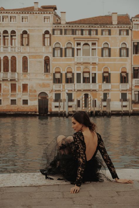 Fashion photoshoot in venice woth haite couture dress Venice Photoshoot, Venice Aesthetic, Editorial Vogue, Couture Dress, Women Long Dresses, Fashion Photoshoot, Couture Dresses, Photo Inspiration, Venice