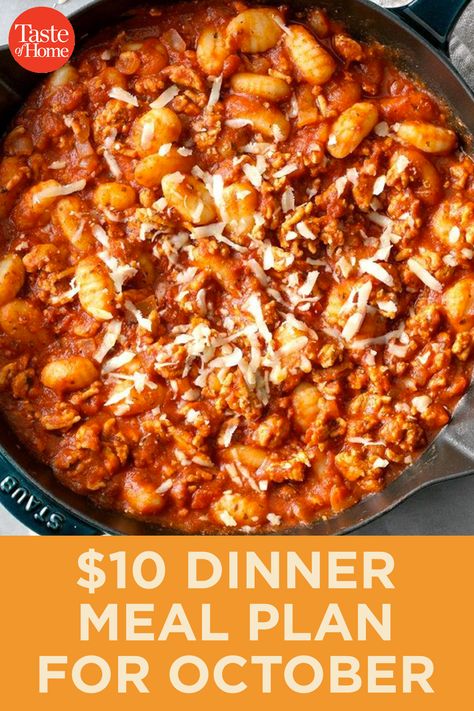 $10 Dinner Meal Plan for October Meal Plan For The Month, 10 Dollar Dinners, Fall Family Meal, 10 Dollar Meals, October Dinner, Dinner Meal Plan, Family Meal Planning Healthy, Cheap Meal Plans, Traditional Thanksgiving Recipes