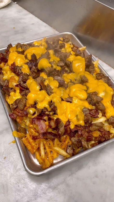 grubspot. on Reels | grubspot · Original audio Fries With Cheese, Bacon Cheese Fries, Bacon Steak, Cheesy Fries, Cheese Waffles, Waffle Fries, Fast Lunch, Cheese Fries, Bacon Cheese