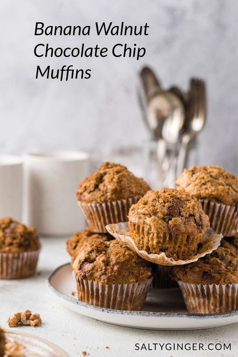 These easy, tasty homemade bakery-style banana walnut chocolate chip muffins come together quickly, making the perfect snack food! Banana Walnut Chocolate Chip Muffins, Choclate Chip Muffins, Triple Chocolate Muffins, Banana Carrot Muffins, Homemade Bakery, Walnut Muffins, Fruit Cake Christmas, Banana Walnut, Banana Chocolate