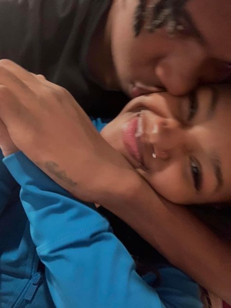 Mood With Bae, Couple Goals Teenagers Pictures, Black Love Couples, Couple Goals Teenagers, Couples Vibe, Black Couples Goals, Cute Relationship Photos, Boyfriend Goals, Cute Couples Photos