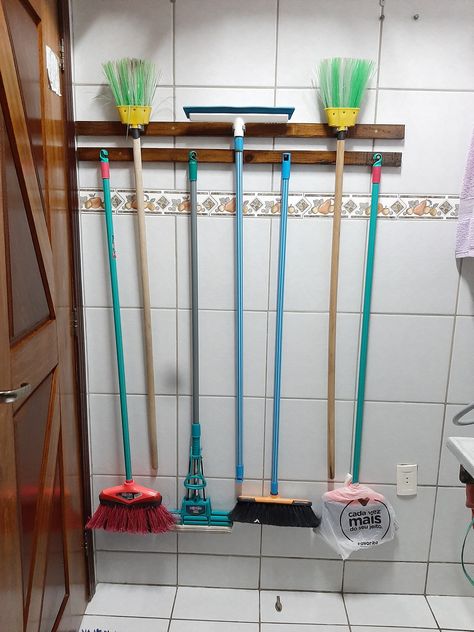 Broom Organizer, Floor Cushions Living Room, Kitchen Cabinetry Design, Pallet Home Decor, Organisation Hacks, Kitchen Pantry Design, Ideas Hogar, Apartment Decor Inspiration, Diy Home Furniture