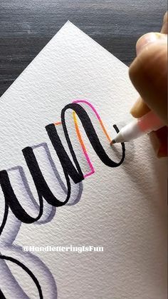 Cursive Shadow Letters, How To Draw Neon Letters, Easy Lettering Styles Tutorials, Doodle Lettering Alphabet Fonts, Easy Fonts To Write, Fonts Doodle, Cursive Handwriting Fonts, Brush Lettering Font, Cursive Fonts Alphabet