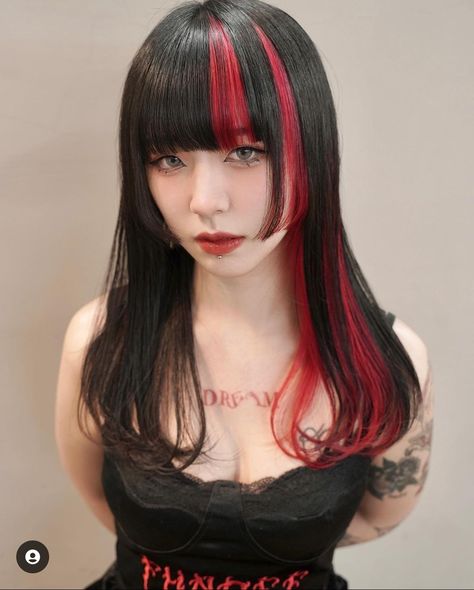 Black Hair Red Tips, Hime Cut, Pink And Black Hair, Dyed Tips, Korean Hair Color, Black Hair Dye, Goth Hair, Dyed Hair Inspiration, Pretty Hair Color