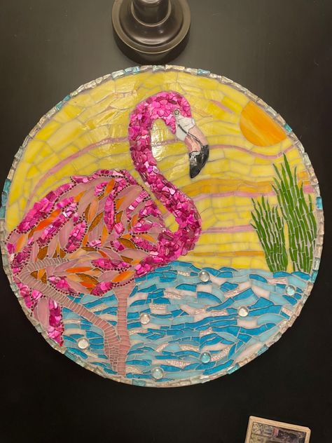 Mosaics Ideas, Flamingo Art, Bird Drawings, Sealife, Stepping Stones, Christmas Party, Flamingo, Mosaic, Craft Ideas