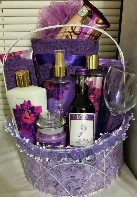 Diy Mother's Day Gift Basket, Mothers Day Gift Basket, Purple Basket, Mothers Day Baskets, Boyfriend Gift Basket, Valentine Gift Baskets, Birthday Basket, Gift Baskets For Women, Themed Gift Baskets