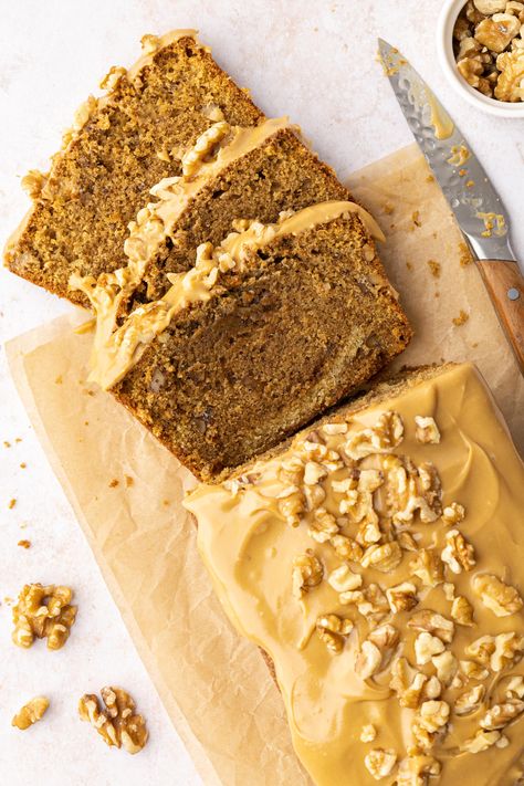 Coffee and Walnut Loaf Cake | Jessie Bakes Cakes Walnut Loaf Cake, Walnut Loaf, Cinnamon Banana Bread, Autumn Baking, Coffee And Walnut Cake, Coffee Buttercream, Loaf Cakes, Log Cake, Recipes Baking