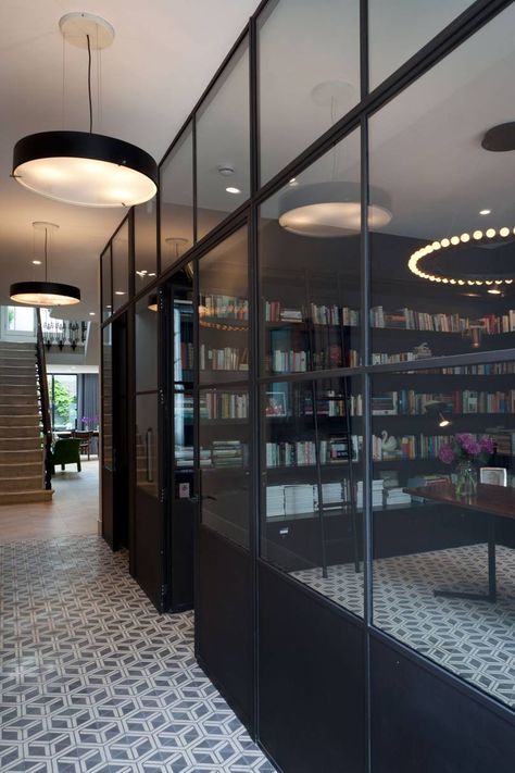 Townhouse Interior, London Townhouse, Interior Minimalista, Black Kitchens, Home Library, Steel Doors, Entertainment Center, Glass Wall, Office Design