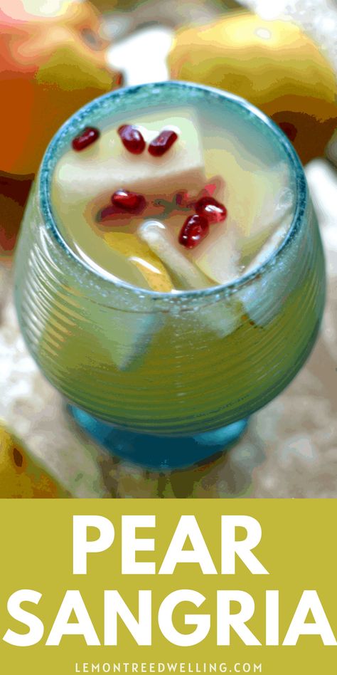 This 5-ingredient Pear Sangria is easy to make and perfectly refreshing for fall! Apple Pear Sangria Recipes, Pear Sangria Recipes, Spiced Pear Sangria, Pear Sangria, White Wine Drink, Mango Sangria, Pear Drinks, Pear Martini, Wedding Alcohol