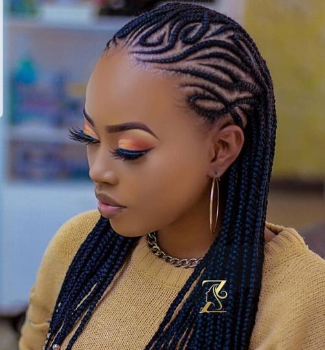 2021/2022 Unique and Simple Hairstyles for Ladies. - Ladeey Dunner Wordend Haar, African Hair Braiding Styles, Braided Cornrow Hairstyles, Hair Twist Styles, Curly Bob Hairstyles, Cornrow Hairstyles, African Braids Hairstyles, Trending Hairstyles, African Hairstyles