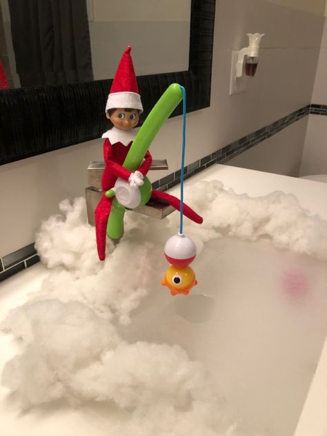 2019 Day 11: Cocoa the Scout Elf cut a hole in some wax paper ice to fish in the bathroom sink Nerds Candy, Ice Skating Rink, Xmas Elf, The Scout, Elf Ideas, Ice Fishing, Wax Paper, Shelf Ideas, On The Shelf