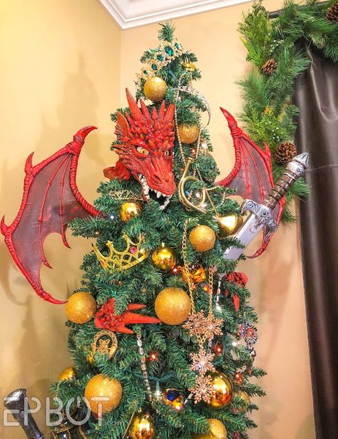 Dragon Themed Christmas Tree, Dnd Christmas Decorations, Diy Dragon Ornaments, Dungeons And Dragons Christmas Tree, Lotr Christmas Tree, Dnd Christmas Tree, Dragon Christmas Ornament, Year Of The Dragon Decorations, Fantasy Christmas Decor