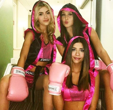 Boxers Costume Women, Boxer Halloween Costume Girl, Halloween Costumes Women Trio, Fighter Costume Women, Boxer Costume Women, 2 Person Costume Ideas, Boxer Halloween Costume, 2 Person Halloween Costumes, Boxer Halloween