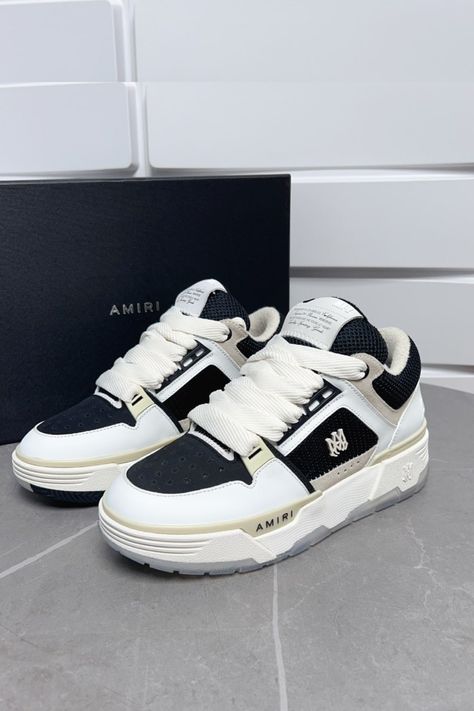 Embrace contemporary style with Amiri Black & White Sneakers. These Black & White shoes seamlessly blend classic elegance with modern flair, featuring a striking contrast of colors. Crafted with premium materials, they offer comfort and durability for everyday wear. Elevate your ensemble with the timeless sophistication of Amiri Black & White Sneakers, a versatile choice for any occasion. Best Sneakers 2023, Good Sneakers, Amiri Shoes, Amiri Sneakers, Tenis Jordan, Amiri Jeans, Mike Amiri, Sneakers Trendy, Black White Sneakers