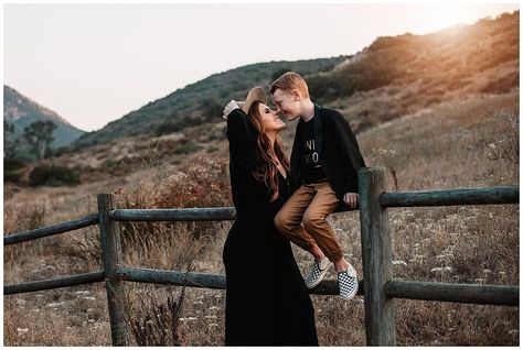 Mother Son Poses, Mother Son Pictures, Mommy Son Outfits, Son Photoshoot, Daylight Photography, Mother Son Photos, Xmas Pics, Son Photo Ideas, Borrego Springs