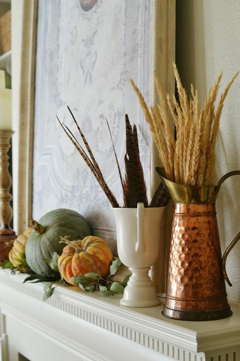 Decorating With Feathers For Fall, Turkey Feather Wedding Decor, Turkey Feathers Decorations, Pheasant Feather Fall Decor, Thanksgiving Centerpieces Floral Pheasant Feather, Copper Autumn, Vintage Fall Decor, Peaceful Home, Autumn In New York