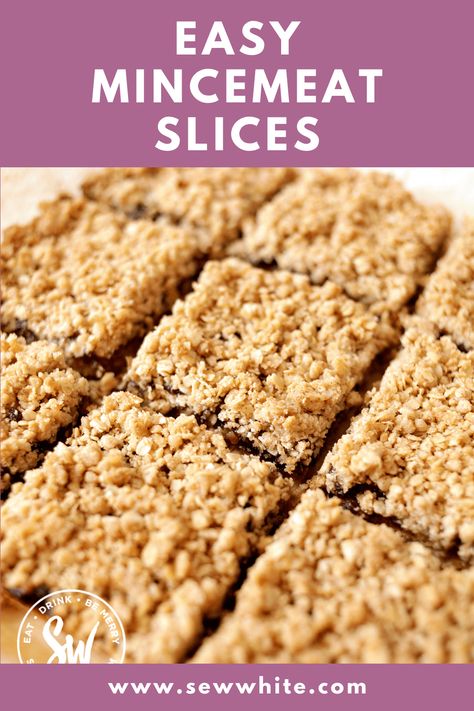 Mincemeat Crumble Slice, Recipes Using Mincemeat, Mincemeat Bars Recipe, December Baking, Christmas Mincemeat, Mincemeat Recipes, Mincemeat Cookies, Cakes Slices, Sweet Slices