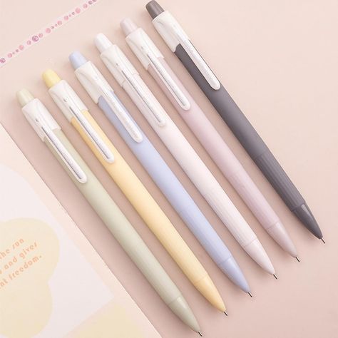 Aesthetic Lead Pencils, Cute Mechanical Pencils For School, Cute Led Pencils, Led Pencils Aesthetic, Cute Pencils For School, Aesthetic Mechanical Pencils, Mechanical Pencils Aesthetic, Aesthetic Pencils, Pencils Aesthetic