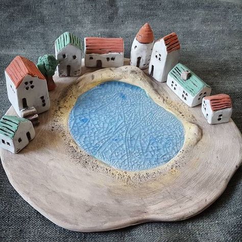 Pottery Houses, Air Dry Clay Projects, Clay Houses, Garden Pottery, Slab Pottery, Small Houses, Ceramic Houses, Ceramics Projects, Clay Ceramics