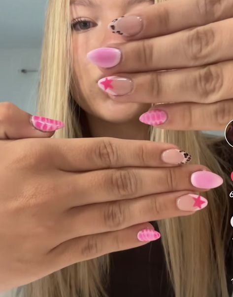 Pink Easy Nail Designs, Cute Square Nails For Fall, Aura Nails Coffin Shape, Pink And Cheetah Print Nails, Nail Inspo Aura Nails, Nail Ideas Mid Length, Nails Cheetah Print Pink, Beginner Nail Designs Gel, Nail Inspo Cheetah Print