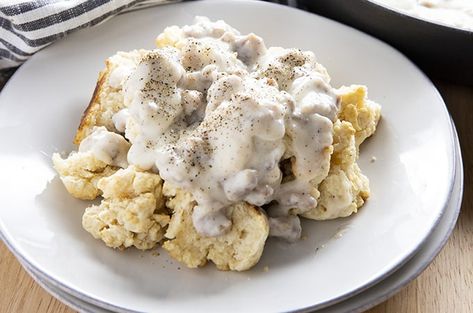 Best Sausage Gravy is the most simple and flavorful country gravy from scratch!  This mouthwatering gravy is perfect with your favorite biscuits and ready super fast! Best Sausage Gravy, Biscuit Gravy, Homemade Drop Biscuits, Delight Recipes, Brunch Bites, Homemade Sausage Gravy, The Salty Marshmallow, Salty Marshmallow, Sausage Gravy And Biscuits