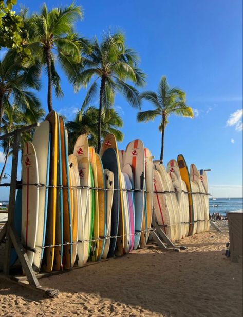 Surf Aesthetic Wallpaper, Hawaii Summer Aesthetic, Island Vibes Aesthetic, Hawaii Aesthetic Wallpaper, Hawaii Beach Aesthetic, Hawai Surf, Surfer Lifestyle, Surfing Aesthetic, Surf Aesthetic