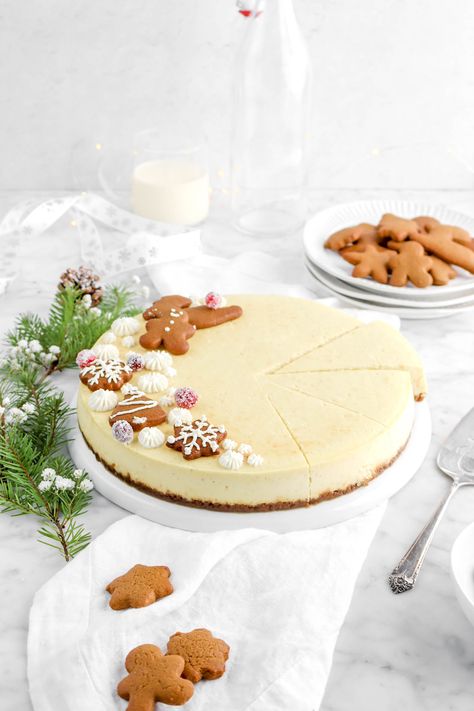 Creamy, silky smooth, and tastes just like eggnog! This delicious Eggnog Cheesecake with Gingerbread Cookie Crust and Eggnog Whipped Cream is the perfect dessert for Christmas. SO GOOD! Yule Treats, Eggnog Whipped Cream, Easy Eggnog Cheesecake, Peppermint Frosting, Eggnog Dessert, Gingerbread Cheesecake, Eggnog Cheesecake, Peppermint Cake, Cake With White Chocolate