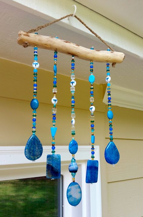 Driftwood Suncatchers Diy, Driftwood And Beads, Bead Windchimes, Driftwood Suncatchers, Bead Projects Ideas, Diy Driftwood Projects, Beaded Windchimes, Diy Driftwood Decor, Diy Windchimes