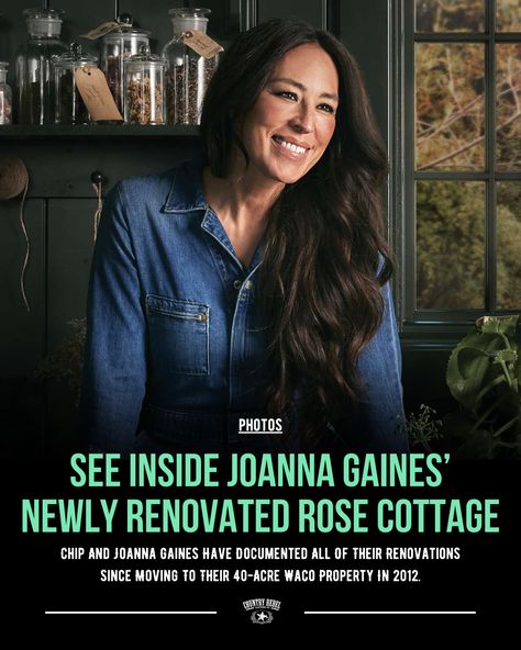 See inside of Joanna Gaines' beautiful rose cottage HERE ➡️ https://go.countryrebel.com/joanna-gaines-rose-cottage Joanna Gaines Home Office, Joanna Gaines Rose Shed, Joanna Gaines Castle, Magnolia Homes Joanna Gaines, Chip And Joanna Gaines Farmhouse, Joanna Gaines Baby, Joanna Gaines Design, Joanna Gaines House, Joanne Gaines