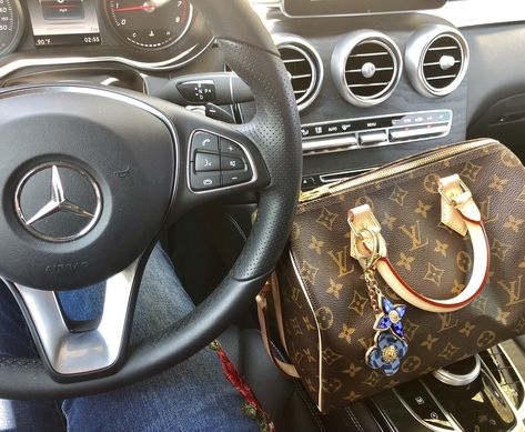 Mercedes GLC300 + Louis Vuitton Speedy Bandouliere 25 in Monogram Canvas Louis Vuitton Speedy Bandoulière 25, Speedy 25 Bandouliere, Speedy 25 Monogram, Speedy Bandoulière 25, Passenger Princess, Speedy Bandouliere 25, Louis Vuitton Speedy Bandouliere, Louis Vuitton Speedy 25, Speedy Bandouliere