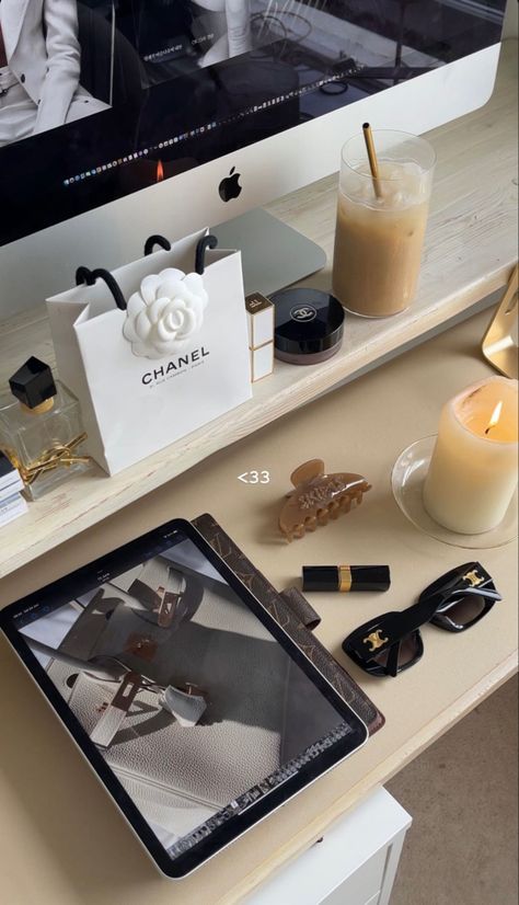 Expensive Lifestyle, Luxury Aesthetics, Moodboard Fashion, Chanel Aesthetic, Cheetah Style, Girl Aesthetics, Inspirational Life Photos, Fall Mood Board, Luxe Style