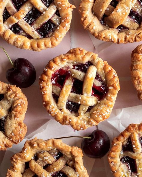 Stephanie | Gluten Free & Paleo Baking | It’s finally cherry szn 🍒 and these mini cherry pies are the perfect Memorial Day dessert to kick off summer 🥧 — they’re gluten free… | Instagram Memorial Day Dessert, Mini Cherry Pies, Memorial Day Desserts, Cherry Pies, Homemade Cherry Pies, Cherry Filling, Paleo Baking, Gluten Free Pie, How To Make Pie