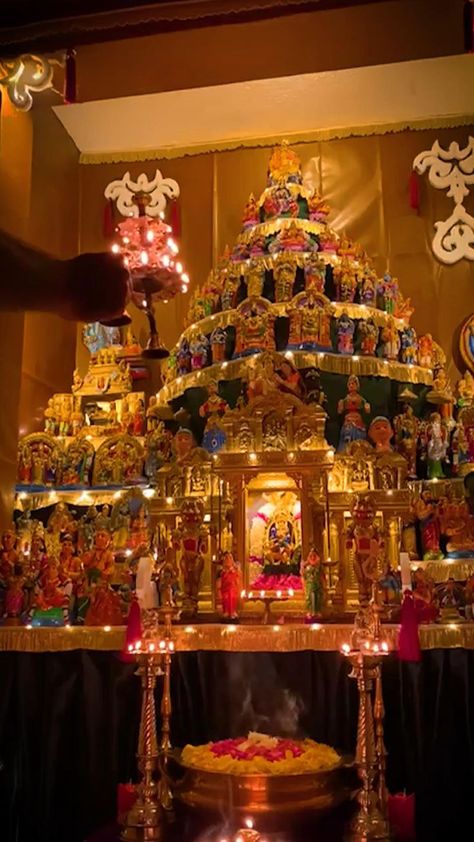 Golu Ideas Navaratri, Navarathri Golu Ideas, Dasara Decoration Ideas At Home, Diy Golu Dolls, Descendants Party Ideas Birthdays, Bommala Koluvu, Navratri Puja, Golu Dolls, Maa Durga Photo