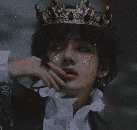 King Style, Teen Fiction, Kim Taehyung, Books Wattpad, Wattpad, Crown, Books