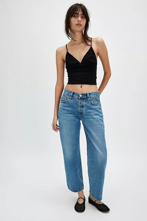 Levi's 501 '90s Ankle Jeans | Free People UK Levis 90s 501 Outfit, 501 90s Jeans Outfit, Levis 501 90s Outfit, Levi 501 Outfit, Cute 90s Outfits, Best Levis Jeans For Women, 501 Levis Women Outfits, 90s Jeans Outfit, Levis 501 90s