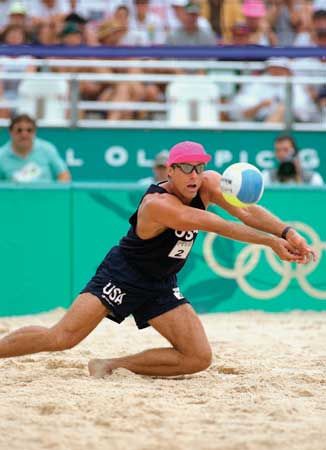 Karch Kiraly, Professional Volleyball, Volleyball Photography, Jackson Michigan, Indoor Volleyball, Volleyball Tournaments, American Athletes, Beach Volley, Play Volleyball